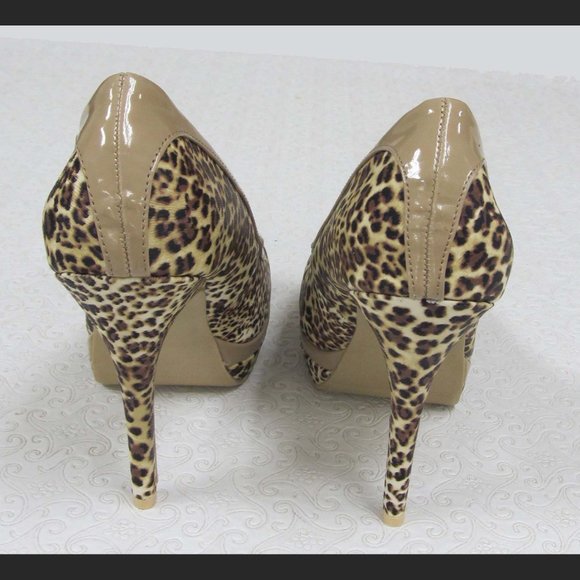 Baby Phat Chance Leopard Pump Size 7.5 New in Box! - Picture 3 of 6
